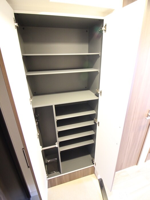 物件内観写真19　(靴箱)