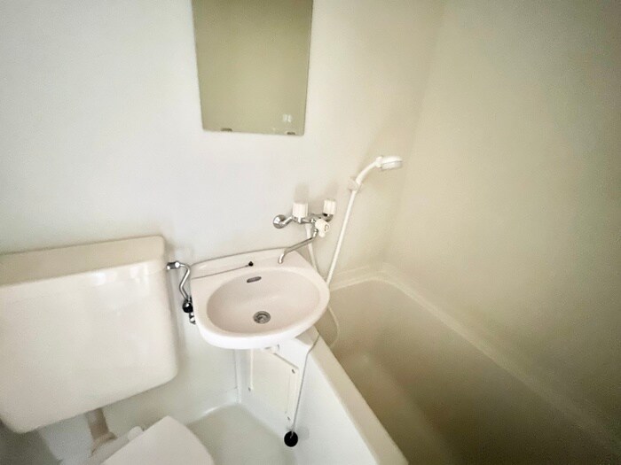 物件内観写真9　(洗面)