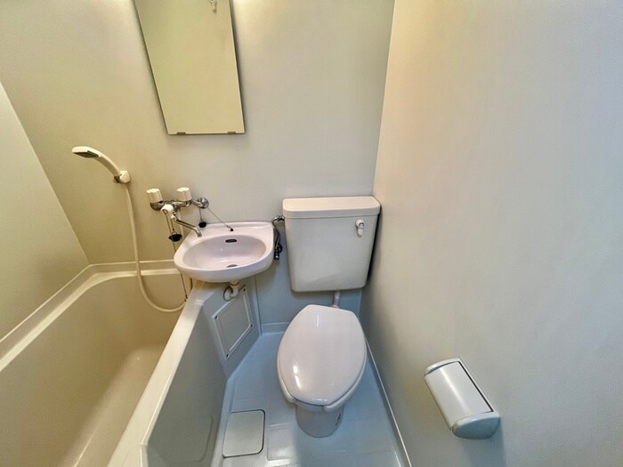 物件内観写真16　(トイレ)