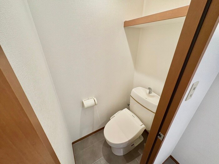 物件内観写真11　(トイレ)