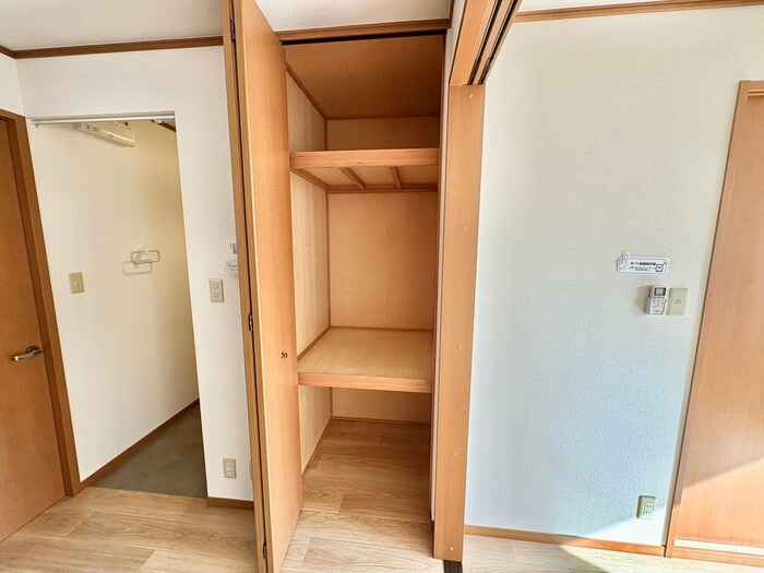 物件内観写真14　(収納)