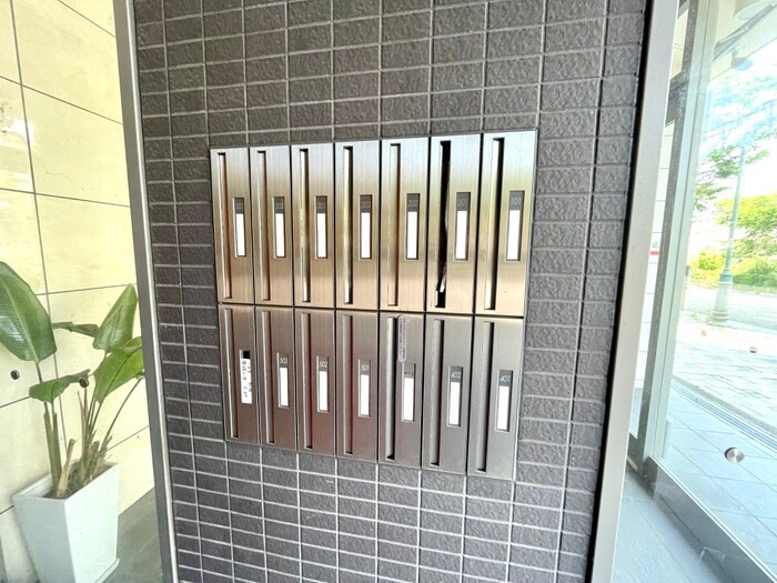 物件外観写真4　(建物設備)