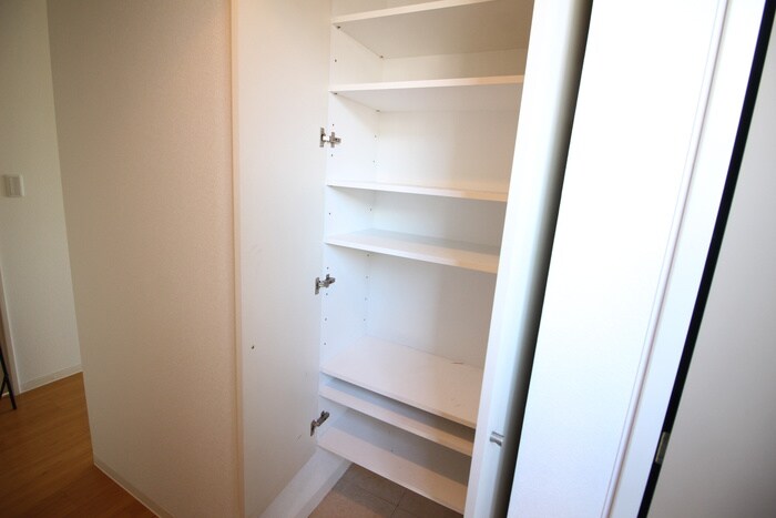 物件内観写真15　(靴箱)