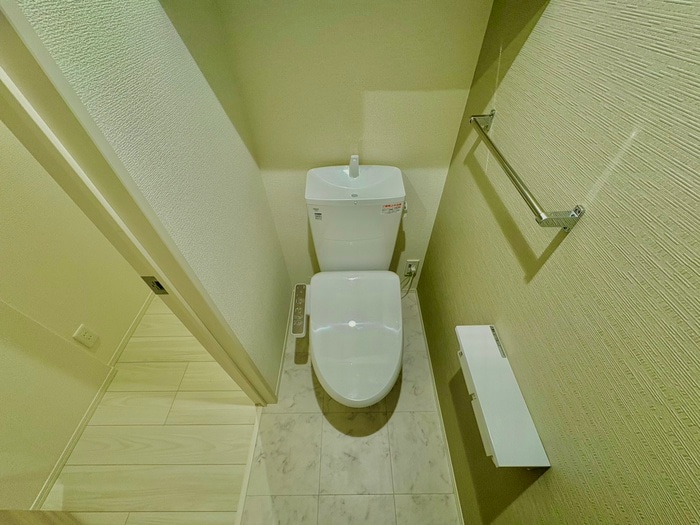 物件内観写真8　(トイレ)