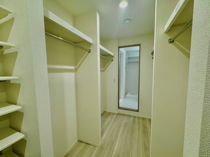 物件内観写真18　(収納)