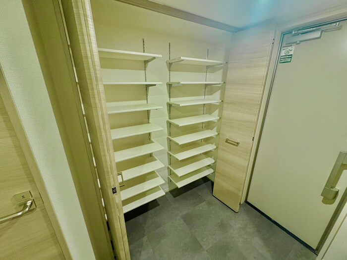 物件内観写真20　(靴箱)