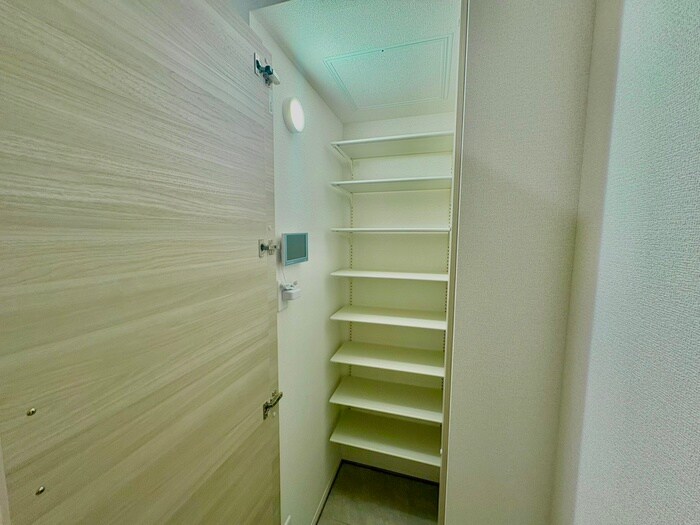 物件内観写真20　(靴箱)