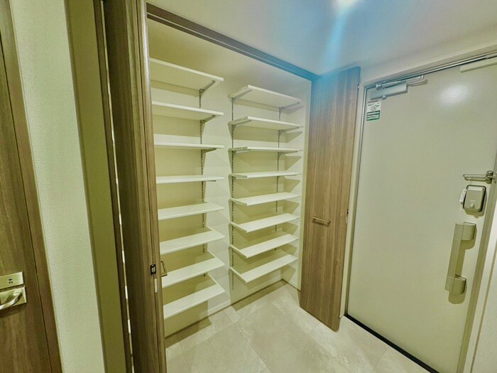 物件内観写真20　(靴箱)