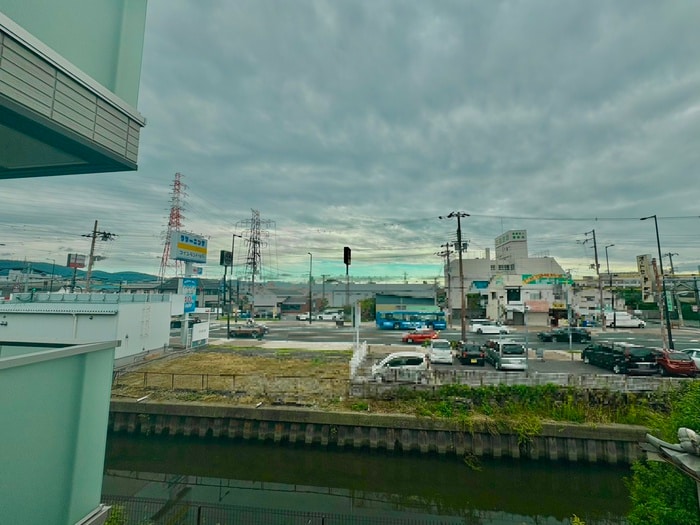 物件内観写真22　(室内からの展望)