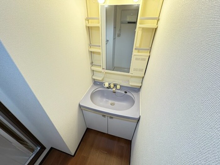 物件内観写真11　(洗面)