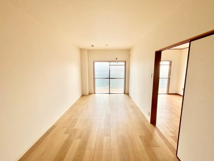 物件内観写真9　(居室)