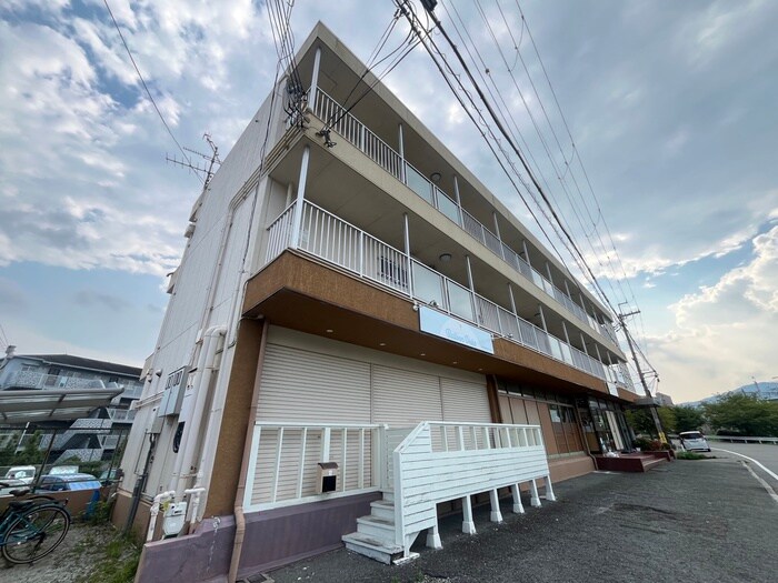 物件外観写真4　(外観写真)