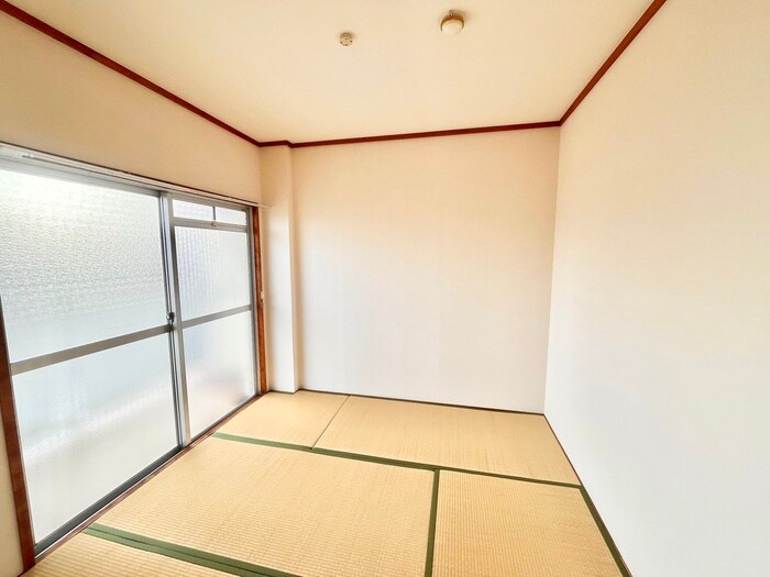 物件内観写真11　(居室)