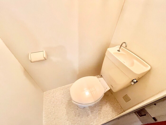 物件内観写真14　(トイレ)