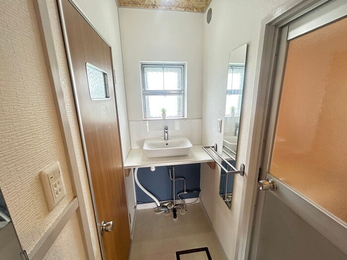 物件内観写真13　(洗面)