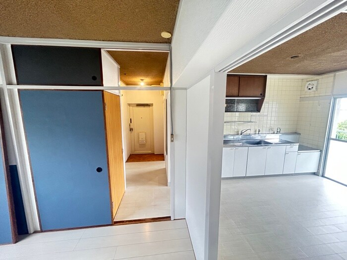 物件内観写真17　(廊下)