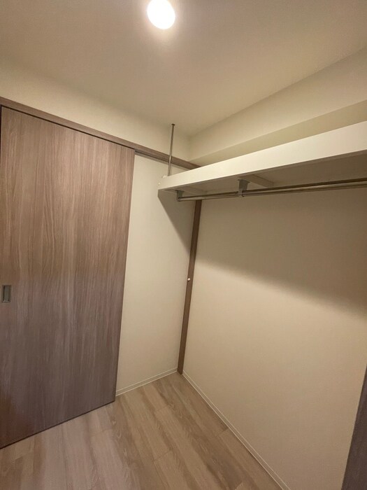 物件内観写真8　(収納)