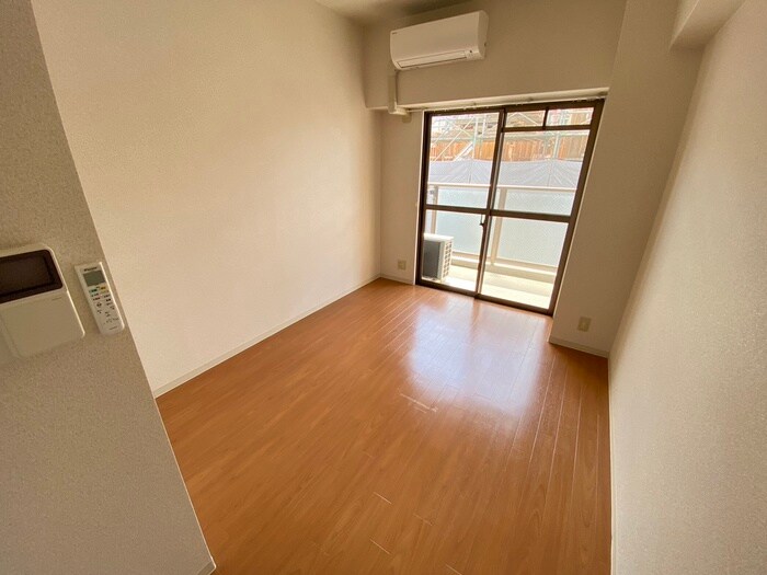 物件内観写真7　(居室)