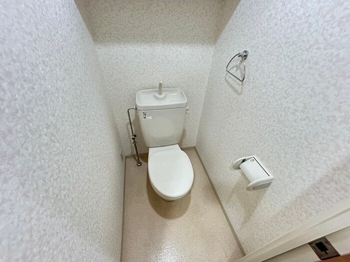 物件内観写真13　(トイレ)