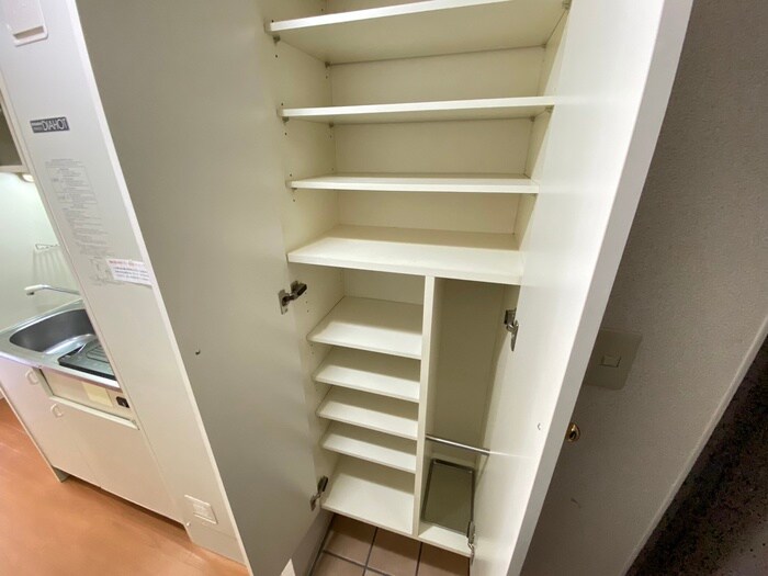 物件内観写真17　(靴箱)