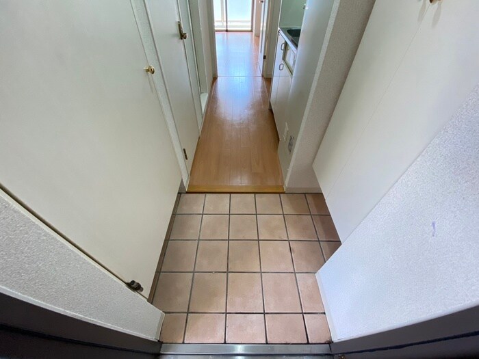 物件内観写真19　(玄関)