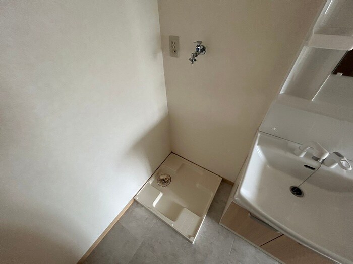 物件内観写真21　(洗濯機置場)