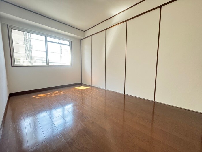 物件内観写真10　(居室)