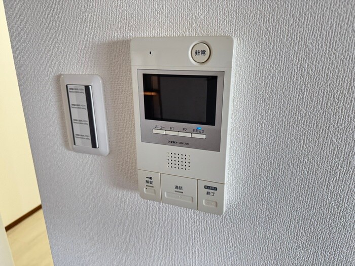 物件内観写真18　(廊下)