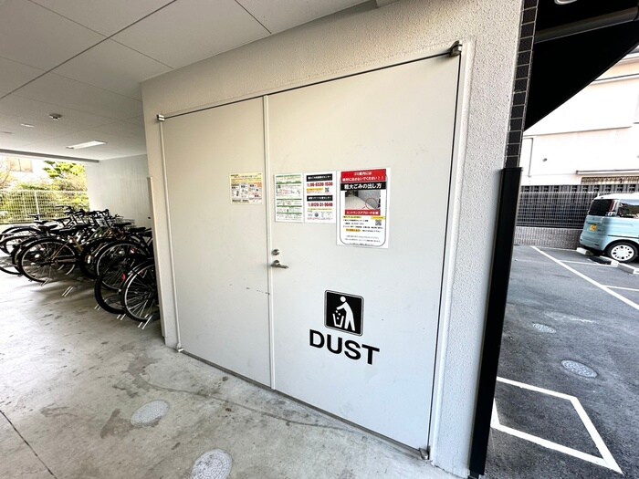 物件外観写真6　(建物設備)