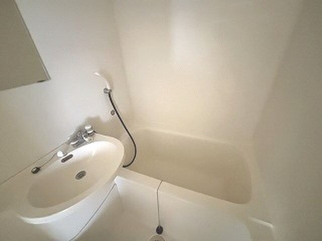 物件内観写真8　(バス／シャワールーム等)