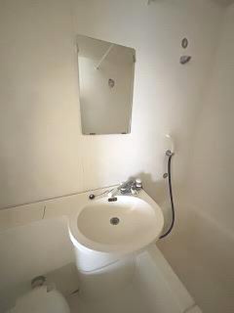 物件内観写真10　(洗面)