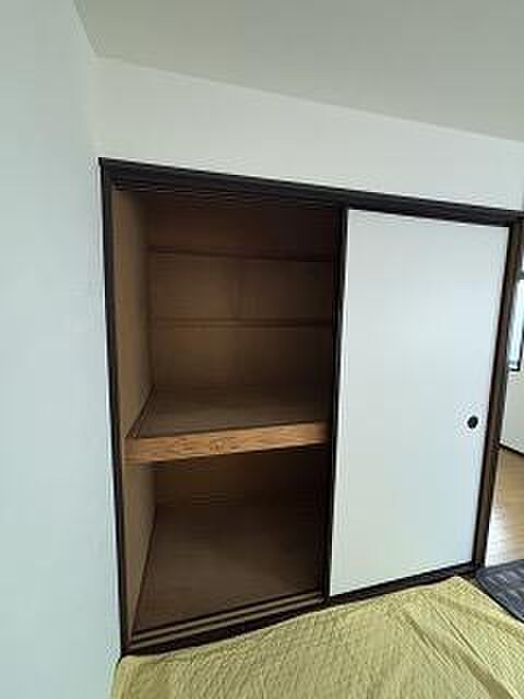 物件内観写真15　(収納)