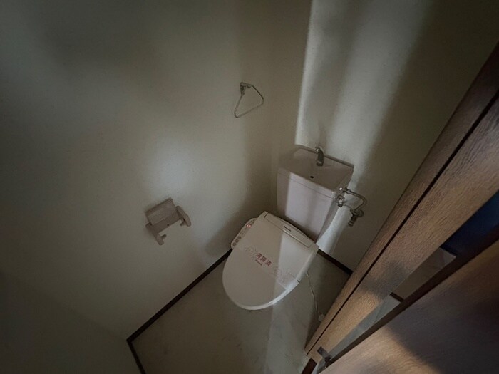 物件内観写真12　(トイレ)