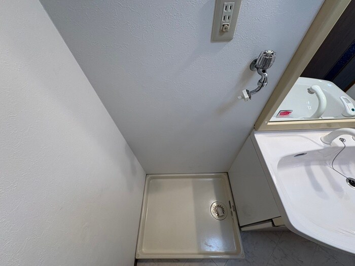 物件内観写真19　(洗濯機置場)