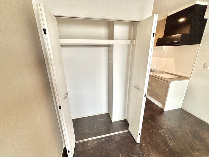物件内観写真11　(収納)