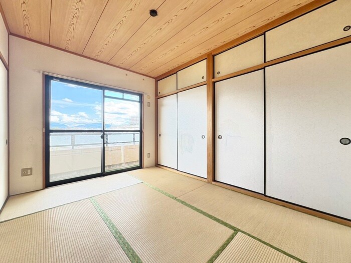 物件内観写真8　(居室)