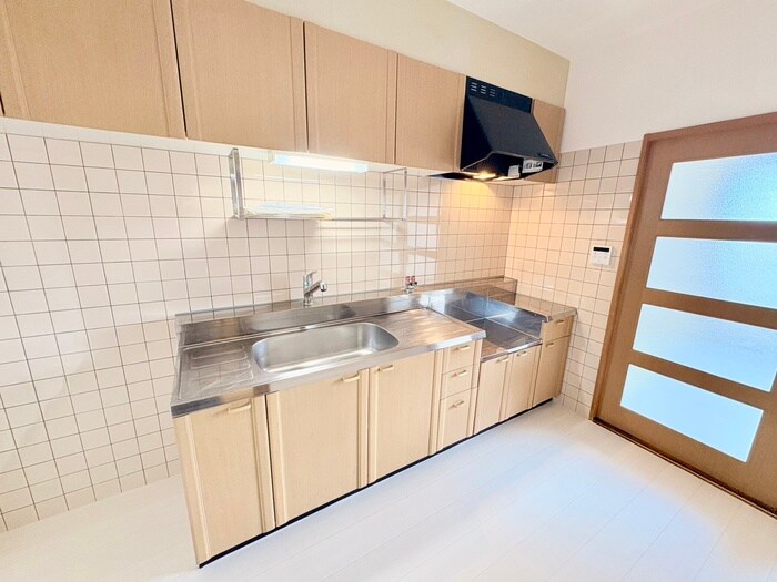 グランドメゾン　西尾のキッチン