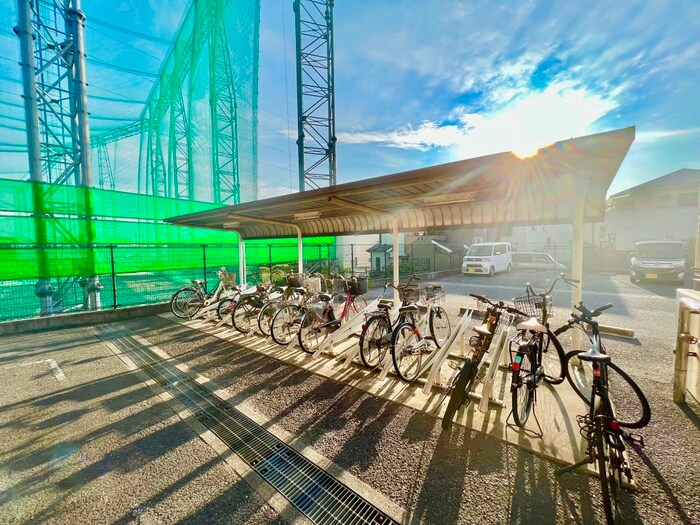 グランドメゾン　西尾の駐輪場