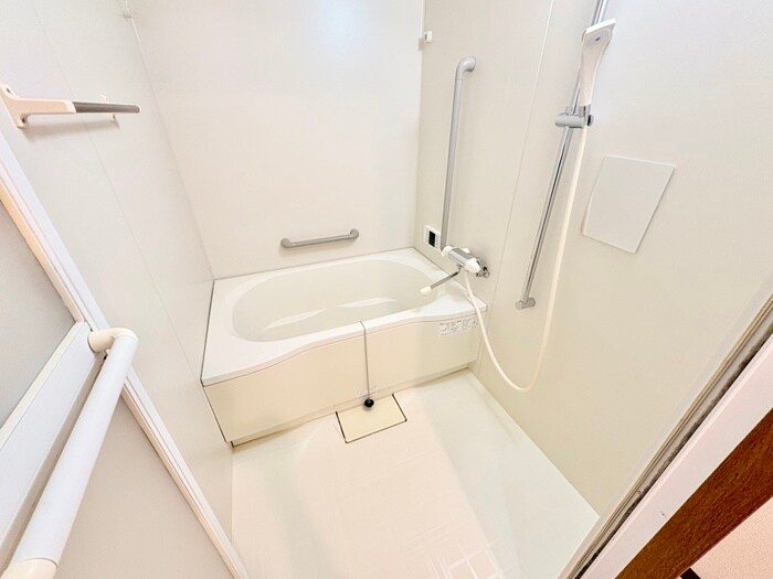 物件内観写真10　(バス／シャワールーム等)