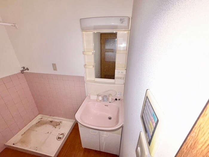 物件内観写真12　(洗面)