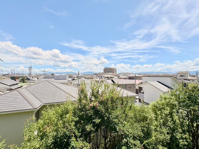 物件内観写真22　(室内からの展望)