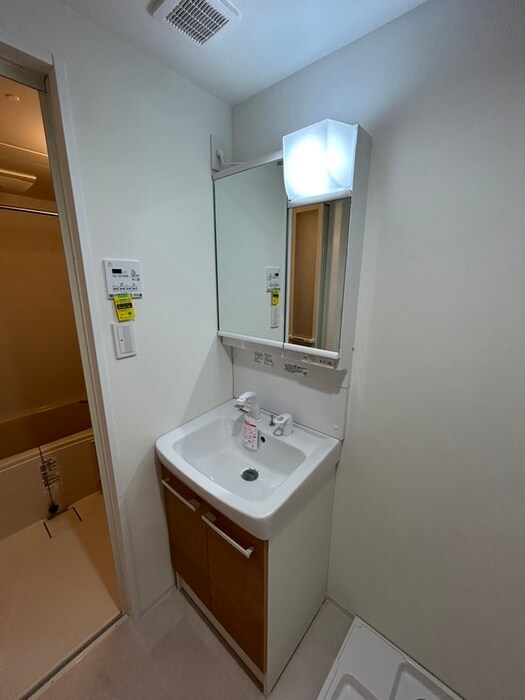 物件内観写真10　(洗面)