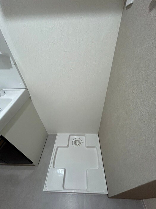 物件内観写真14　(洗濯機置場)