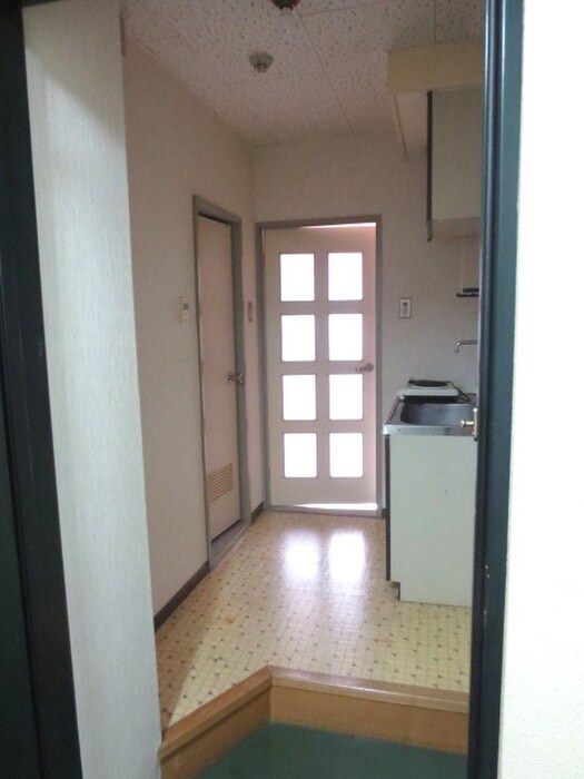 物件内観写真9　(廊下)