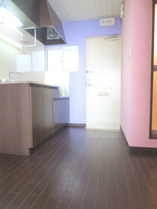 物件内観写真14　(玄関)