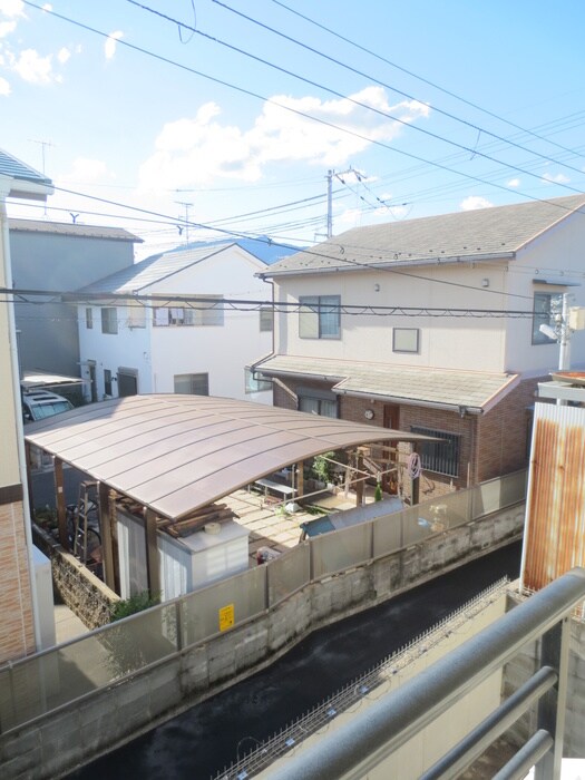 物件内観写真16　(室内からの展望)