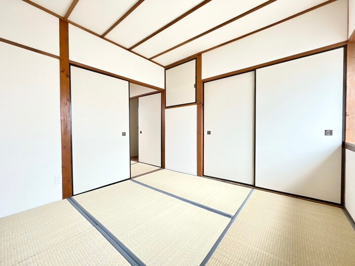 物件内観写真10　(居室)