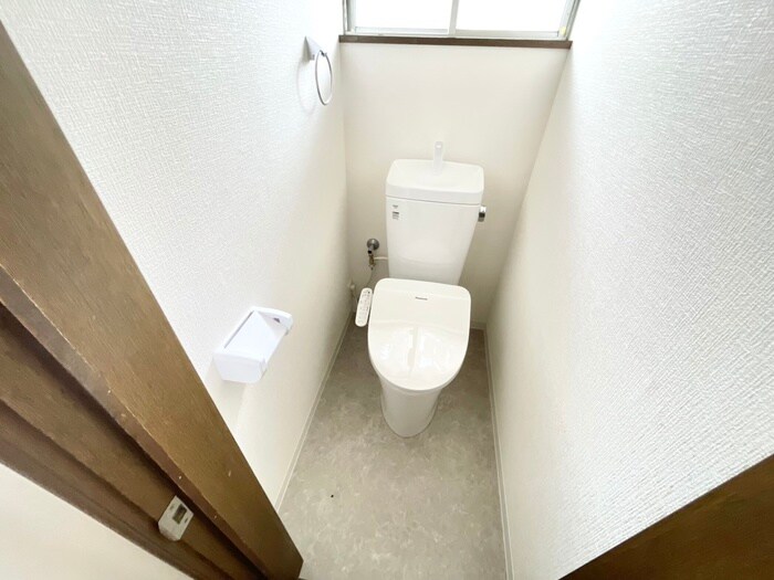物件内観写真16　(トイレ)