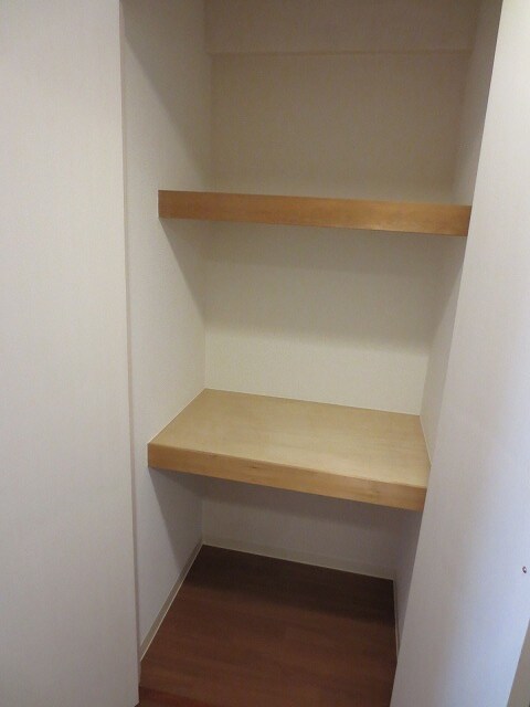 物件内観写真14　(収納)