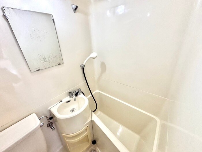 物件内観写真8　(バス／シャワールーム等)